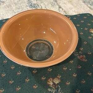 Vintage Pyrexx light brown with dark brown lining and a clearbottom 8”